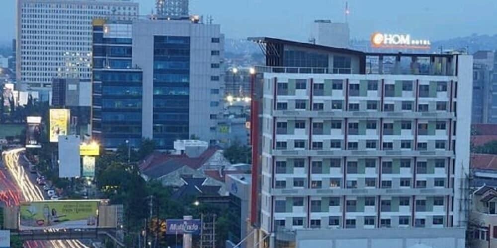 @Hom Semarang Simpang Lima Exterior foto