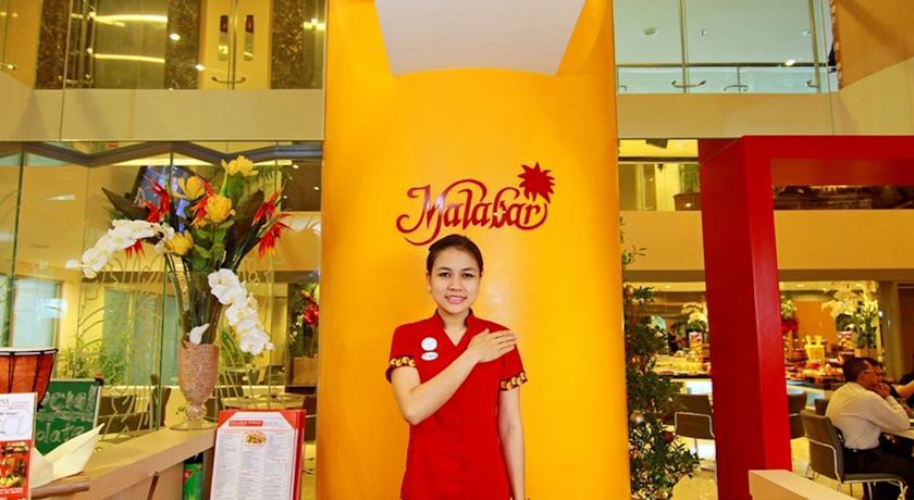 @Hom Semarang Simpang Lima Exterior foto